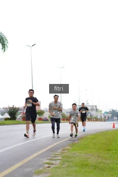 Runner Photo 2059872