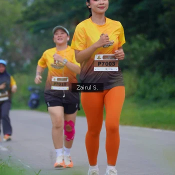Runner Photo 2059974