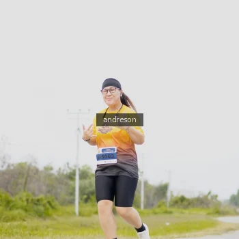 Runner Photo 2060206