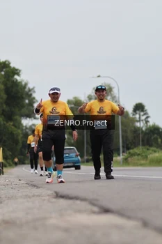 Runner Photo 2060347