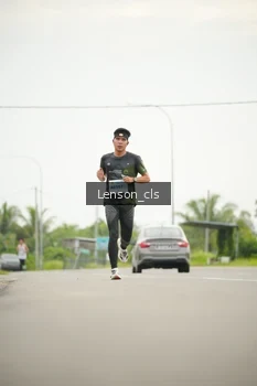Runner Photo 2060428