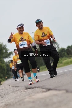 Runner Photo 2060541
