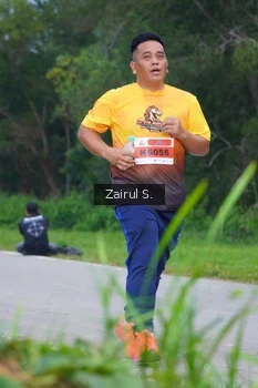 Runner Photo 2060604