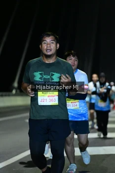 Runner Photo 2060633