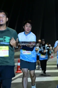 Runner Photo 2060697