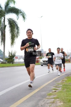 Runner Photo 2060743