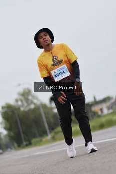 Runner Photo 2060783