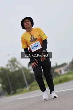 Runner Photo 2060808