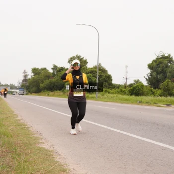 Runner Photo 2060876