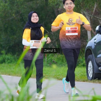 Runner Photo 2060909