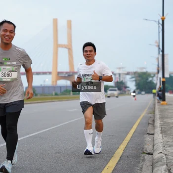 Runner Photo 2060930