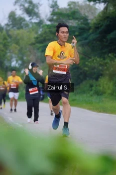 Runner Photo 2060939