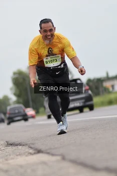Runner Photo 2060979