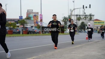 Runner Photo 2060994