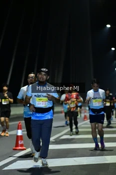 Runner Photo 2060999