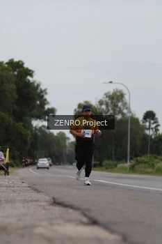Runner Photo 2061094