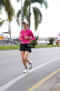 Runner Photo 2061290