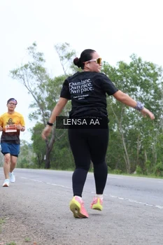 Runner Photo 2061293