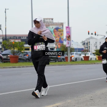 Runner Photo 2061330