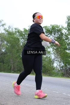 Runner Photo 2061368