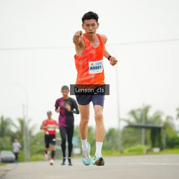 Runner Photo 2061371