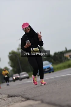 Runner Photo 2061595