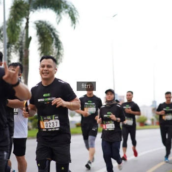 Runner Photo 2061825