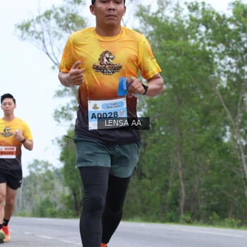 Runner Photo 2061863