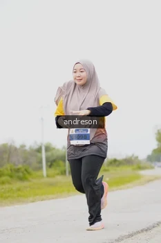 Runner Photo 2061913