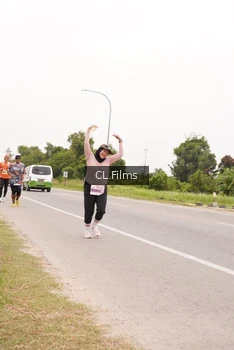 Runner Photo 2062056