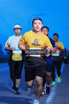 Runner Photo 2062078