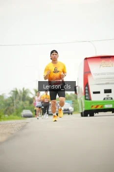 Runner Photo 2062233