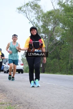 Runner Photo 2062335