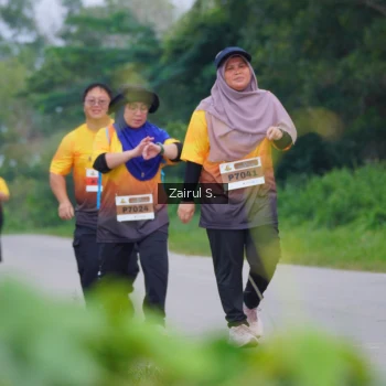 Runner Photo 2062384