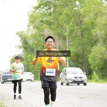 Runner Photo 2062443