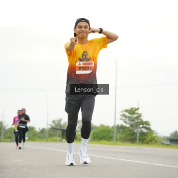 Runner Photo 2062514