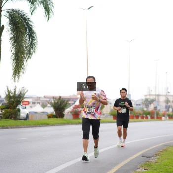 Runner Photo 2062631