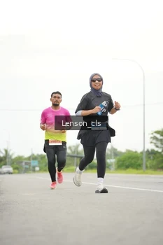 Runner Photo 2062649