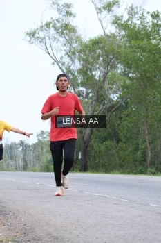 Runner Photo 2062712