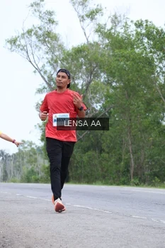 Runner Photo 2062802