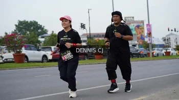 Runner Photo 2062870