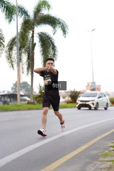 Runner Photo 2062985