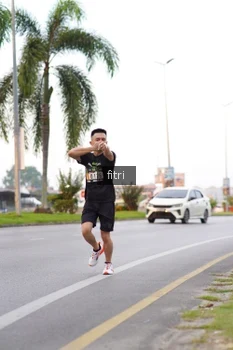 Runner Photo 2062988