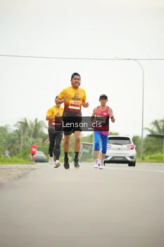 Runner Photo 2063044