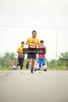 Runner Photo 2063122