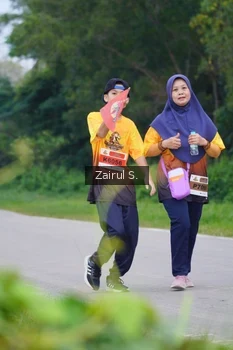 Runner Photo 2063195