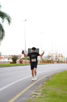 Runner Photo 2063236