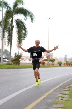 Runner Photo 2063280