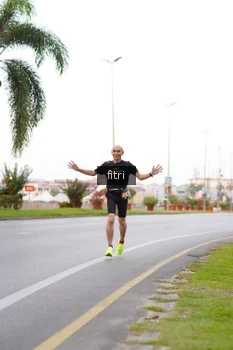 Runner Photo 2063303