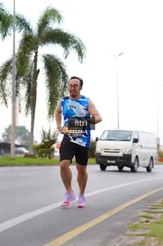 Runner Photo 2063324